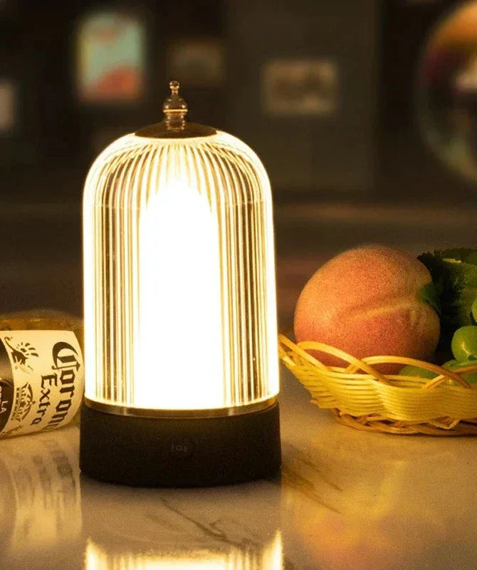 VintageGlow - Candeeiro de Mesa Retro Portátil em Forma de Gaiola para Pássaros – Iluminação LED Ambiente em Design Clássico