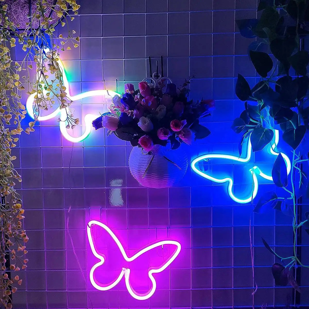 GlowWings - LED Vlinderlamp, Kleurrijke Neon Decoratie voor Kinderkamer en Slaapkamer