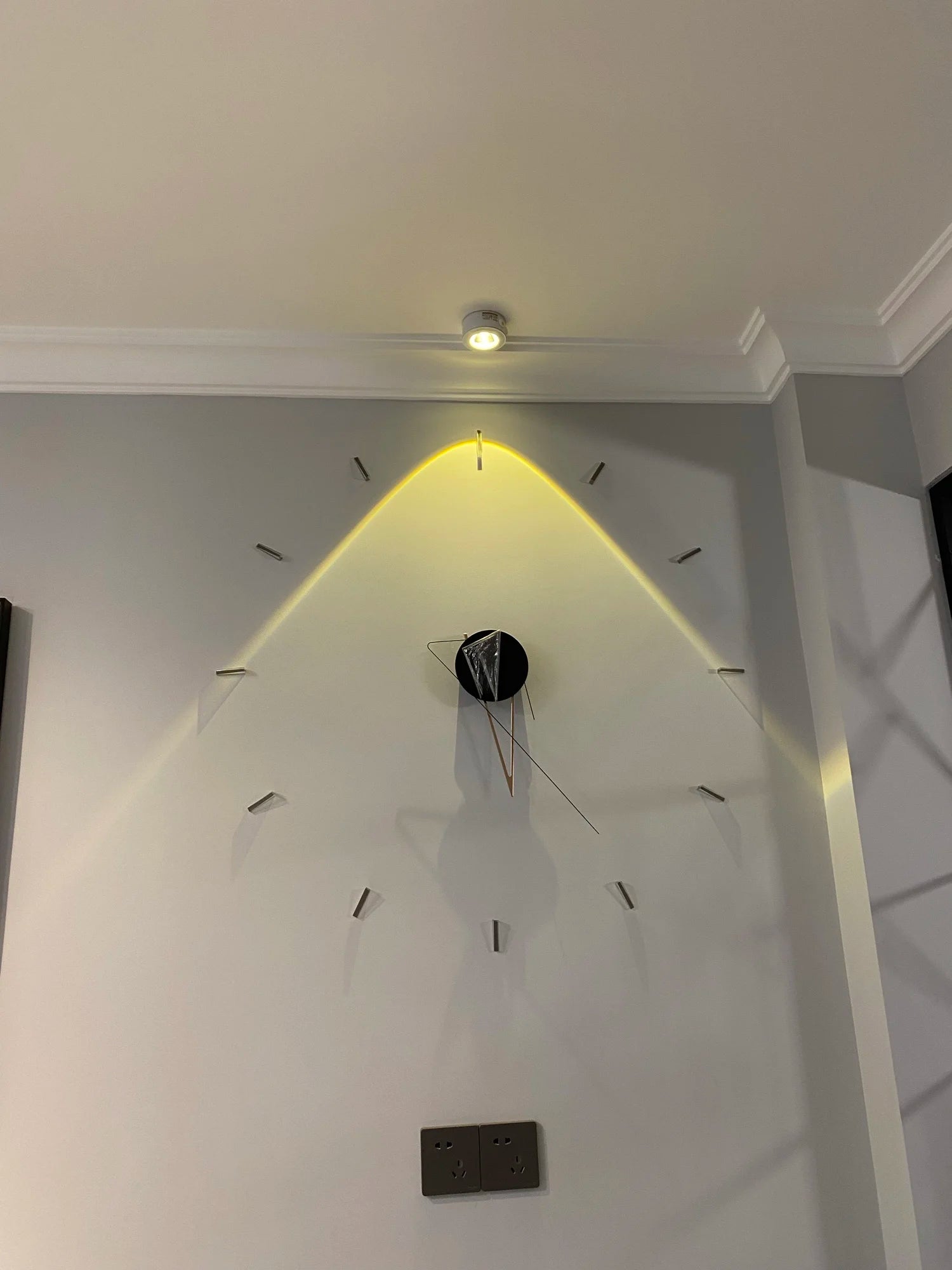 ModernArt - DIY Silent Wall Clock for Minimalist Design
