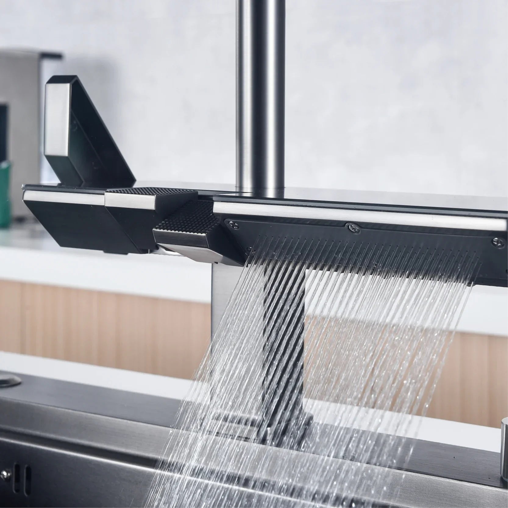 BriljantChrome – Rubinetto da Cucina Digitale Moderno con Funzione Estraibile