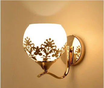 CrystalLuxe - Lámpara de varita LED dorada para dormitorio y sala de estar iluminación ambiental