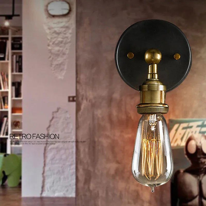 RetroAngle - Industriële Wandlamp met Verstelbare Hoek