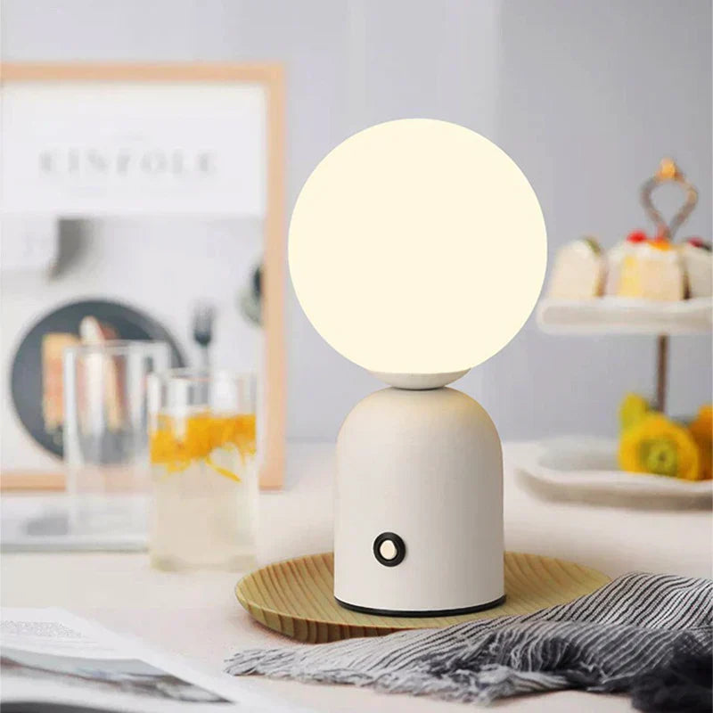 GlowLuxe - Oplaadbare LED Tafellantaarn, Draadloos en Dimbaar
