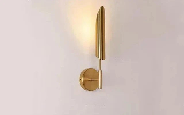 GoldenGlow – Lámpara de pared LED minimalista para sala y dormitorio