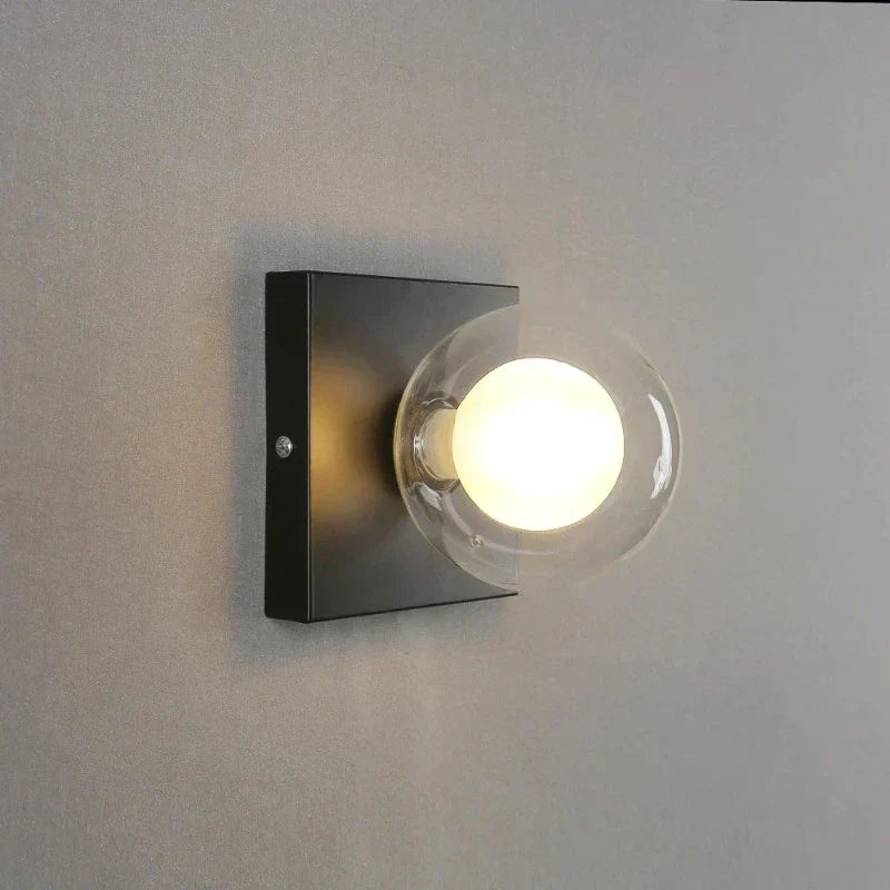 BrightSquare - LED Wandlamp met Glazen Bol – Vierkante Wandverlichting