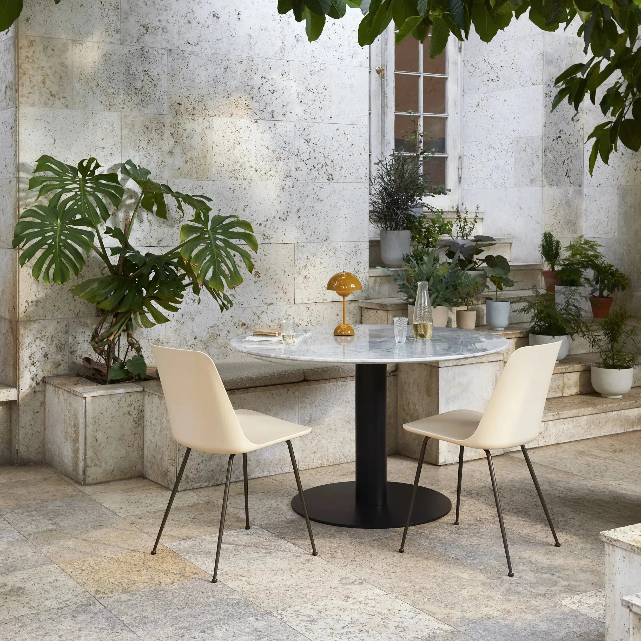 SolarFlare - Lampada da tavolo a LED per un interno accogliente