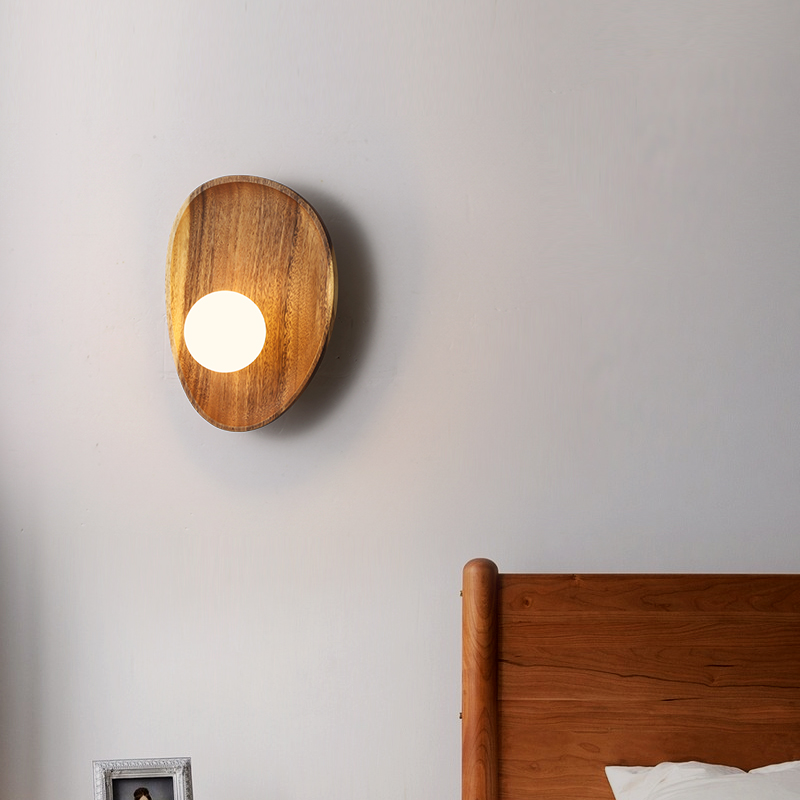 WoodGlo – Lámpara de pared minimalista de madera maciza con iluminación LED