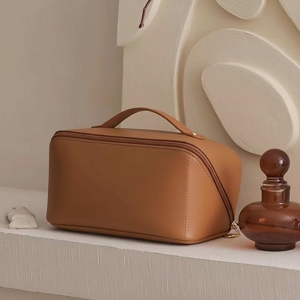 Large-capacity Travel Cosmetic Bag - Image 10