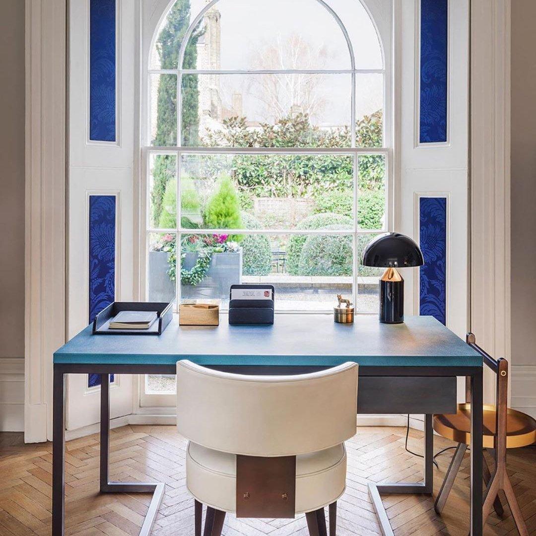 Lámpara de mesa metálica Luna - Iluminación moderna