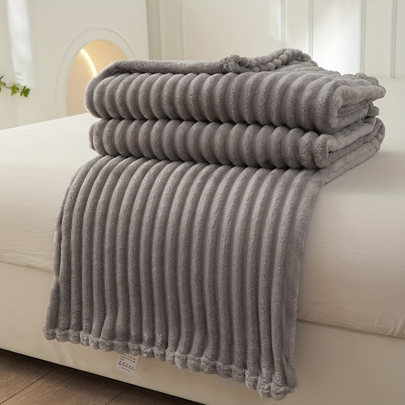 Thickened Striped Plush Blanket - Soft and Skin-friendly Sofa Blanket, Multi-functional Nap Blanket