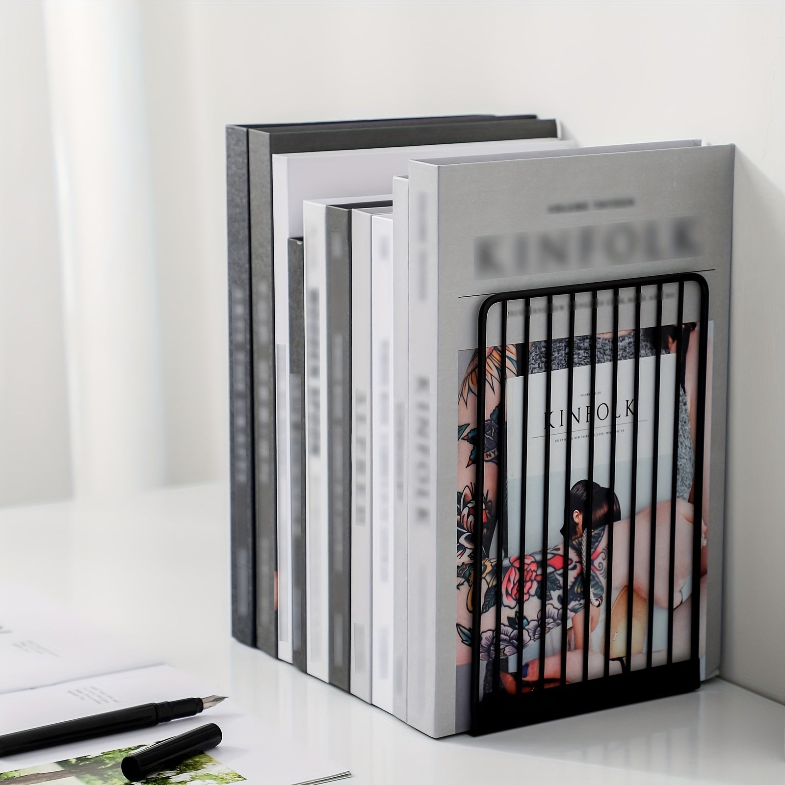 IronHold - Set da 2 Supporti Universali in Metallo per Libri