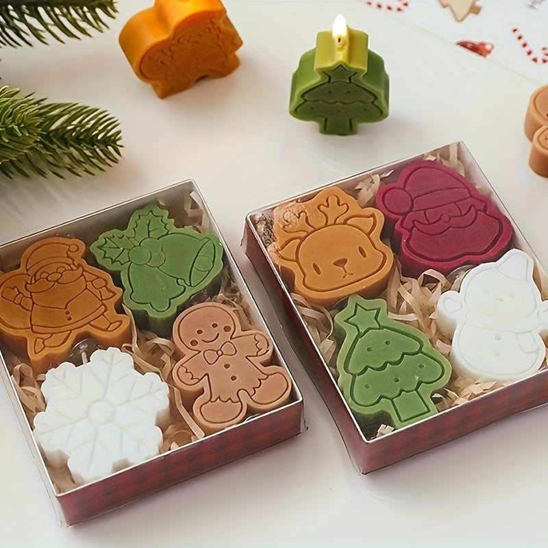 AromaGift - 4 Stuks Kerstthema Aromatherapiekaarsen Set