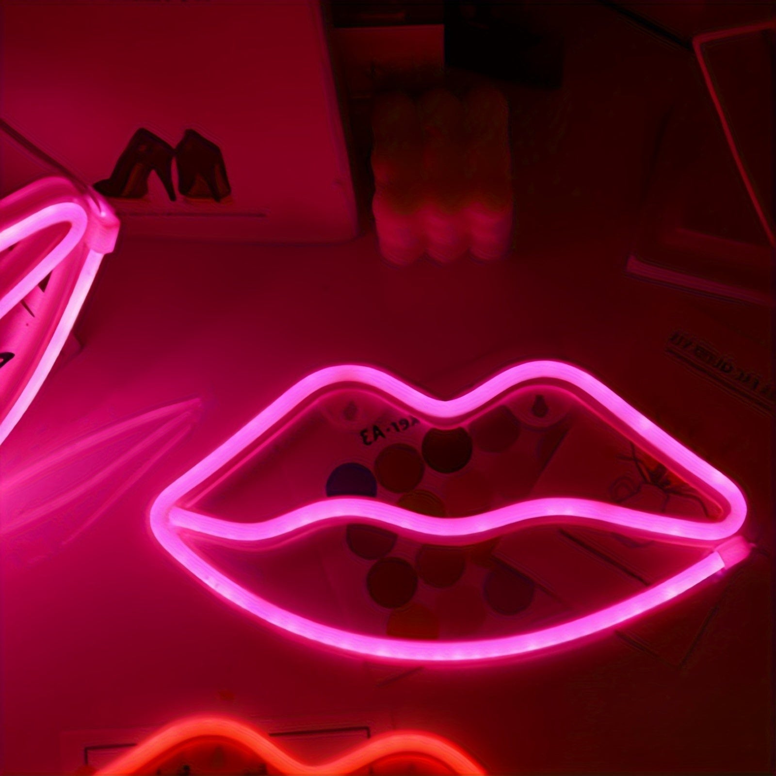 GlowLips - Neon Roze LED Lippenlamp, USB Voeding, Valentijnsdag Decoratie