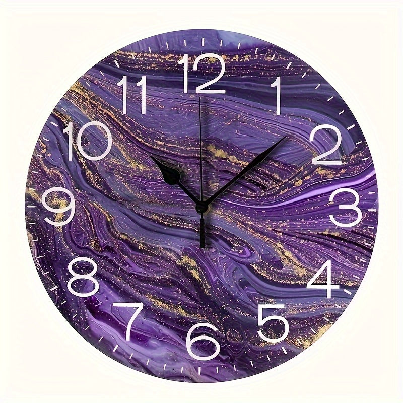 VioletGlow - Moderne Paarse Wandklok met Gouden Accenten, Abstract Design