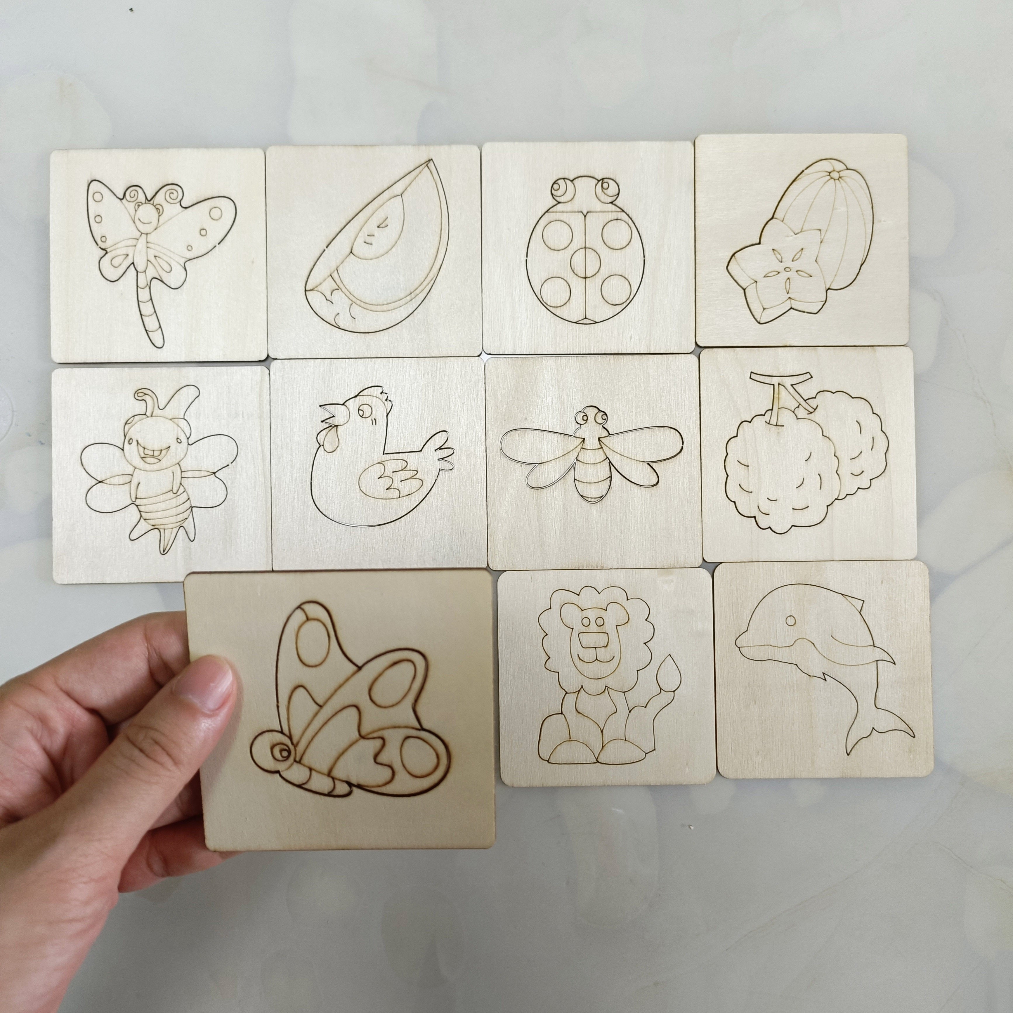 Set de Juguetes de Dibujo Montessori de 20 Piezas - Plantillas de Pintura de Madera DIY Juguete Educativo para Aprender