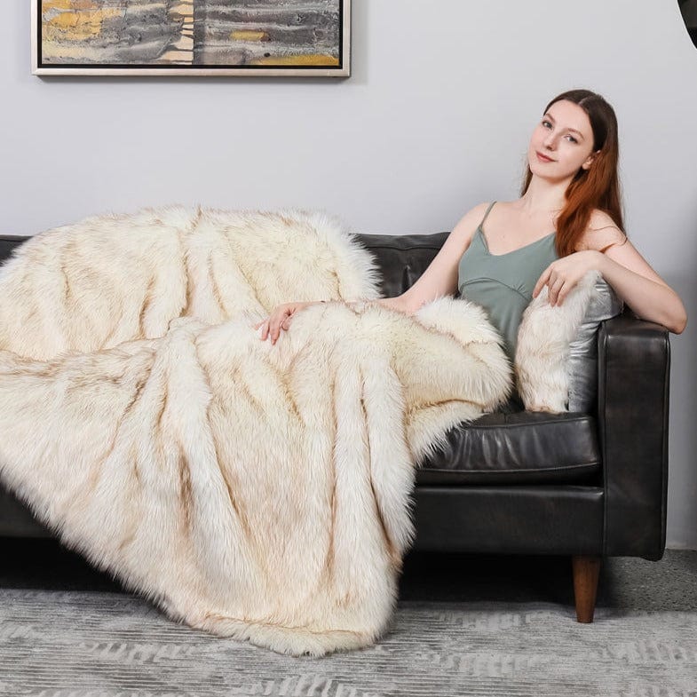 Arctic Fox Faux-Fur Blanket