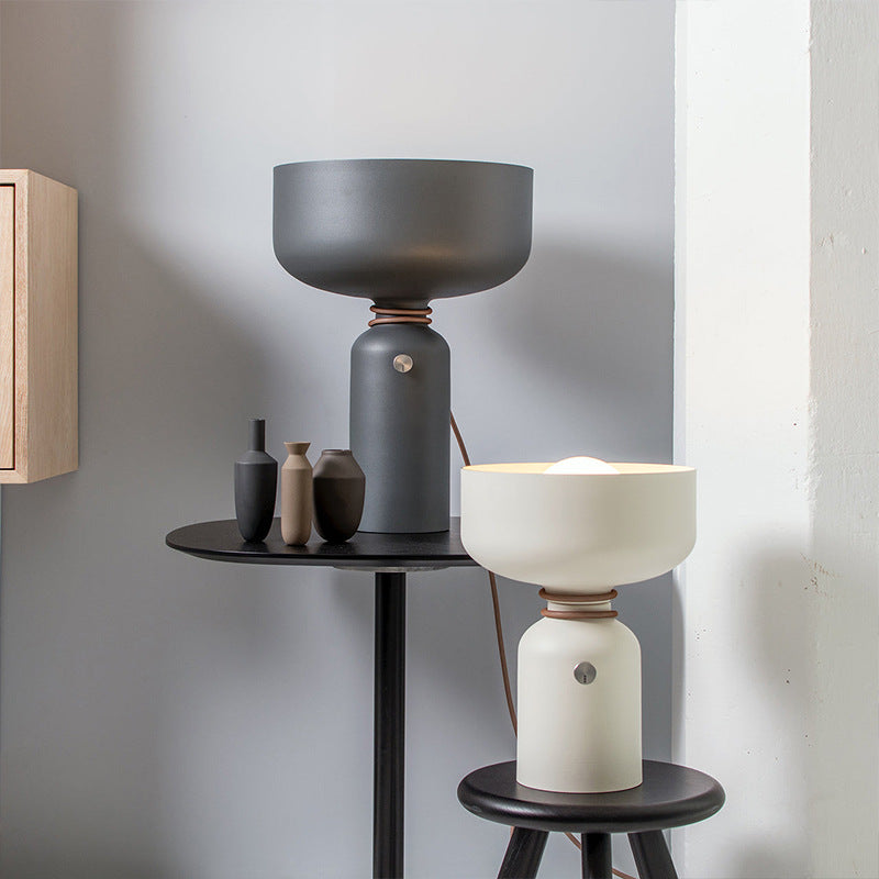 LumeAura – Minimalistische LED Tafellamp voor Slaapkamer & Woonkamer