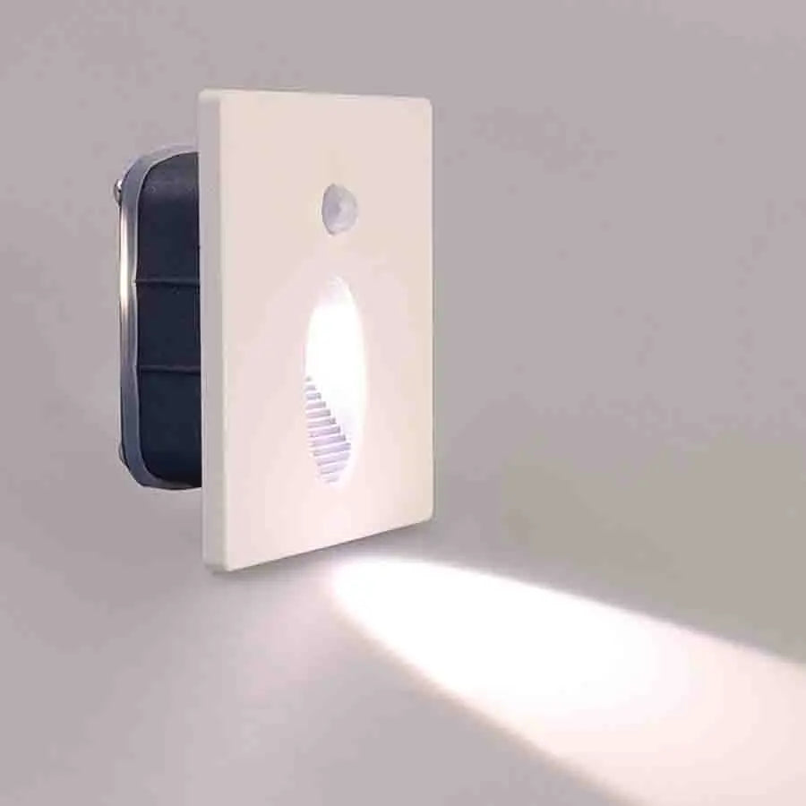 LumiStep – LED Step Lighting with Motion Sensor – Energy Efficient, Automatic & Weather Resistant