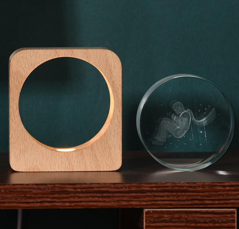 LumiWood - 3D Houten Nachtlamp met Gravure en Warme LED-verlichting