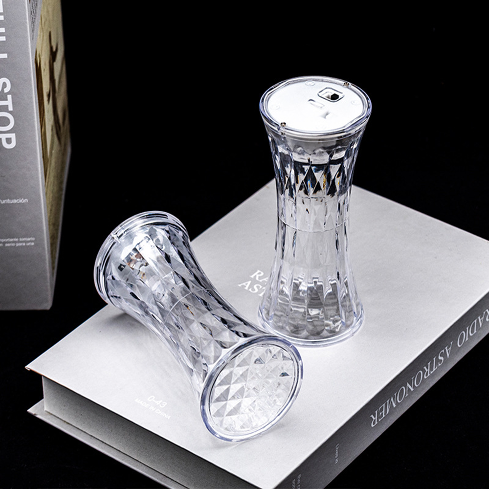 CrystalLuxe - Kristallen Tafellamp met Diamantslijping en LED Verlichting