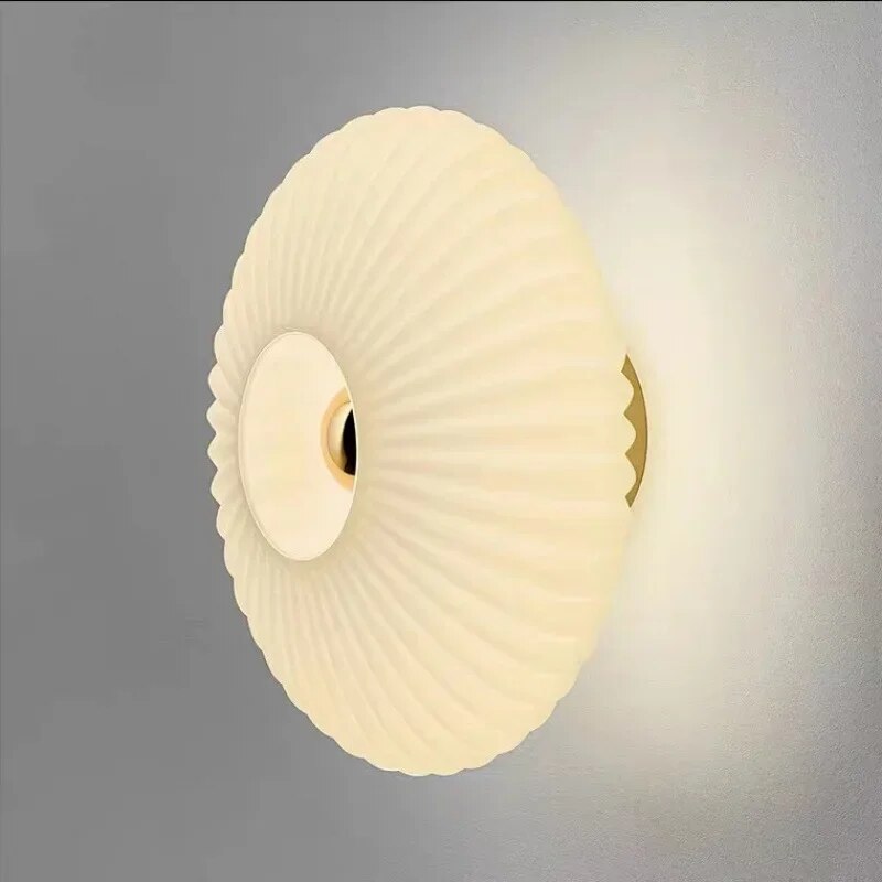 NimbusFlux - Lámpara de pared de vidrio con reflexión de luz ondulada
