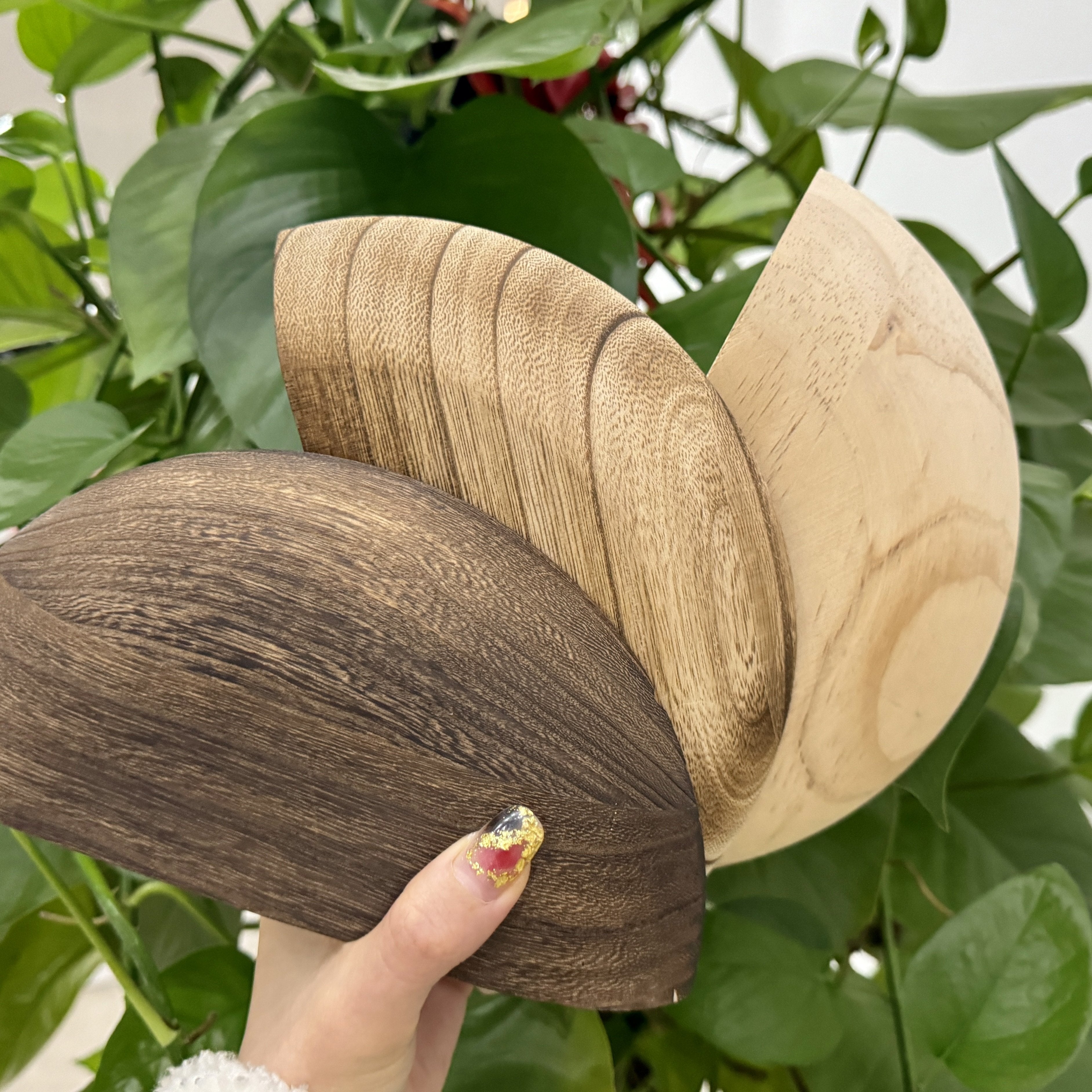 WoodArc - Set of 2 Half-Round Wooden Floating Shelves for Wall Decoration and Storage