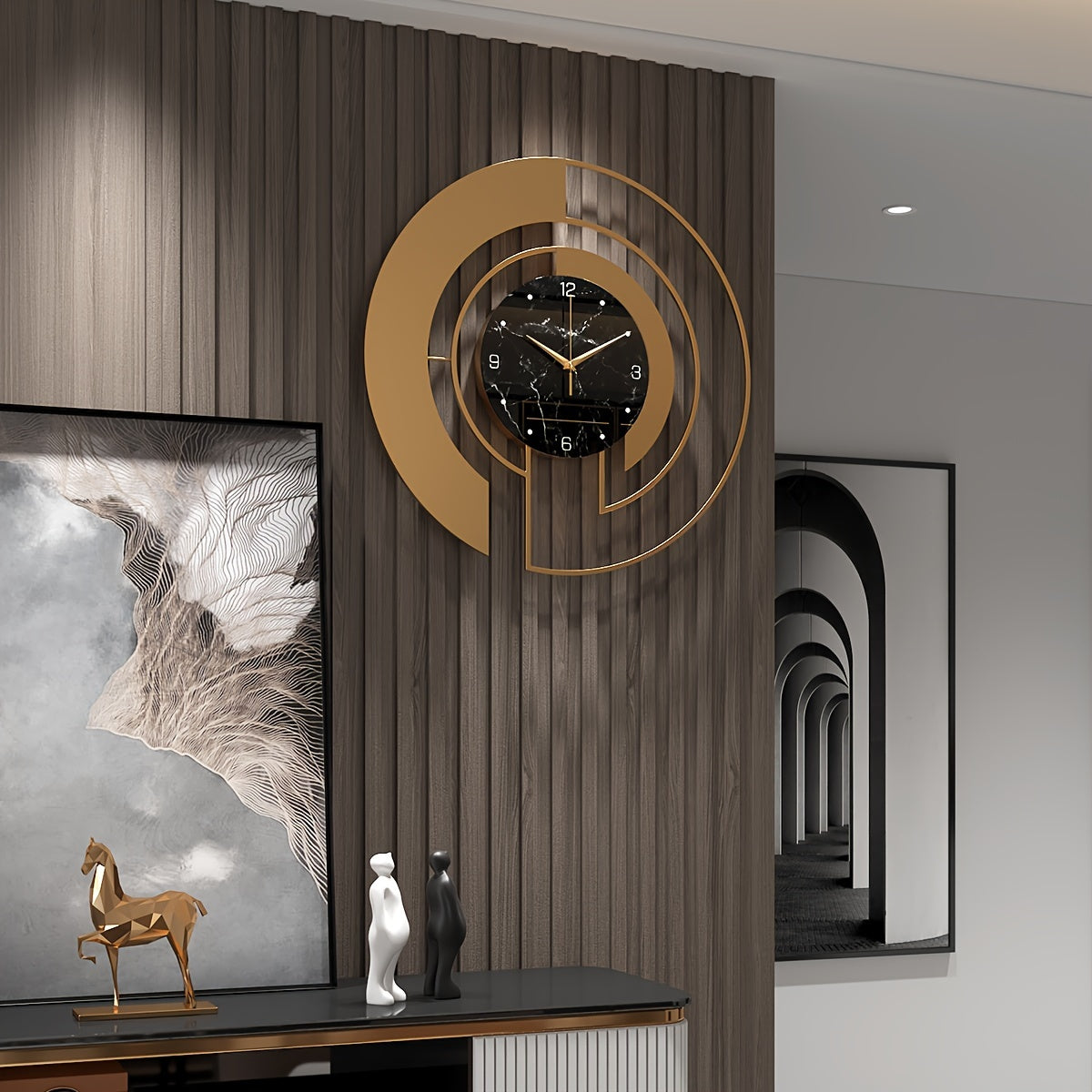 GeoGold - Reloj de Pared Dorado Moderno con Diseño Geométrico Elegante