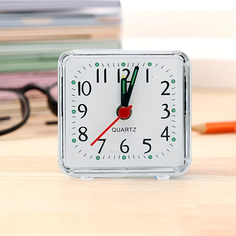 TimeSquare - Semplice Sveglia Quadrata Bianca per Camera da Letto e Ufficio