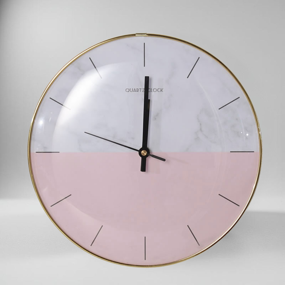 Reloj de pared nórdico elegante