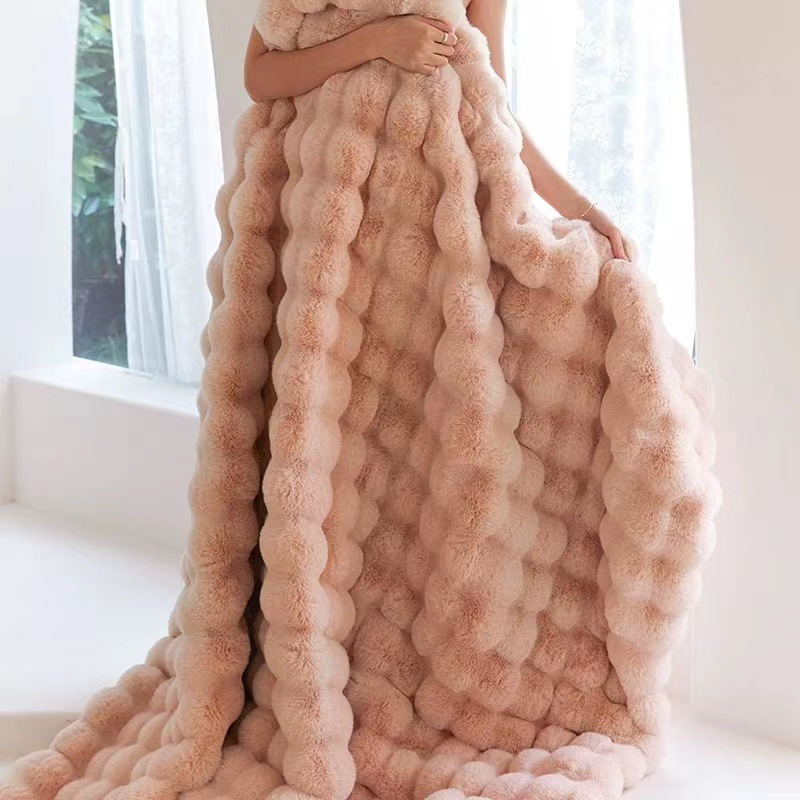 Luxe Bubble Fleece Blanket – Imitation Rabbit Fur, Thick Sofa and Office Blanket