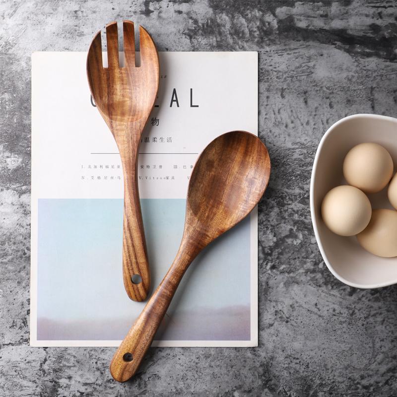 Juego de cubiertos para ensalada de madera de 2 piezas