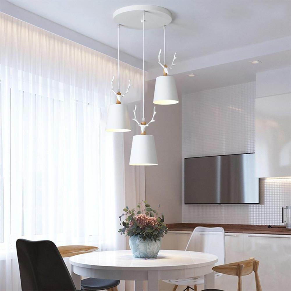 Lampadario a sospensione LED classico design corna a 3 luci