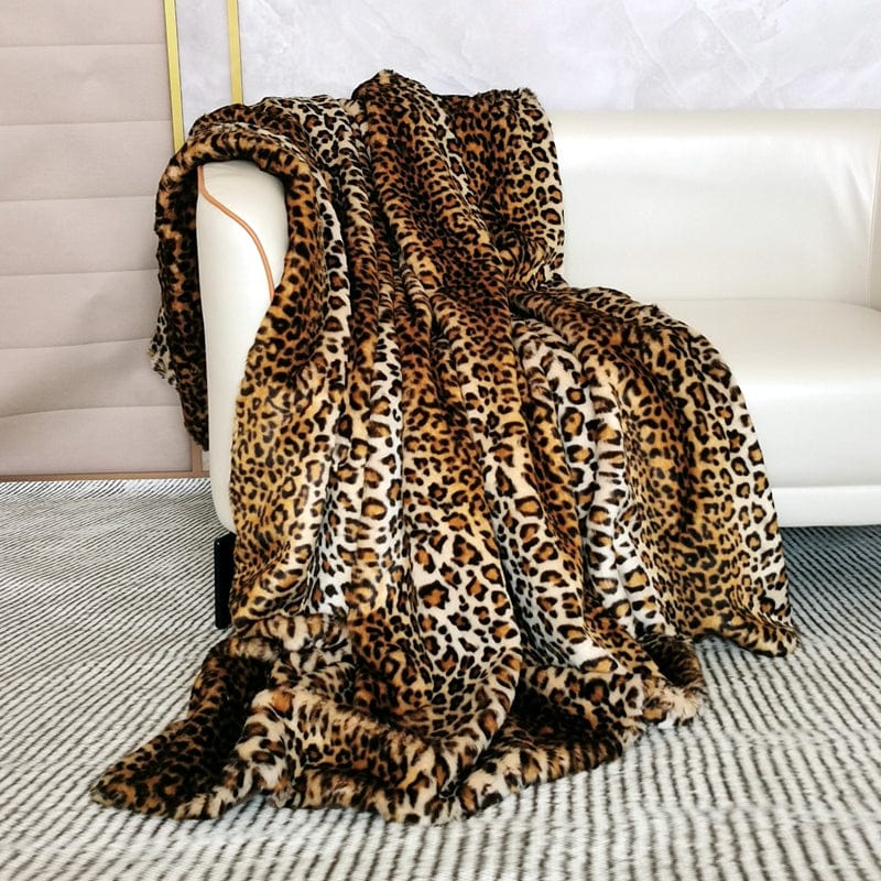 Fine Leopard Faux-Fur Blanket