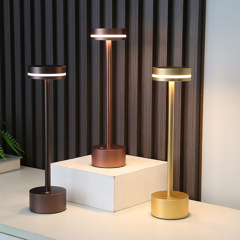 LuxeLight - Wireless Table Lamp