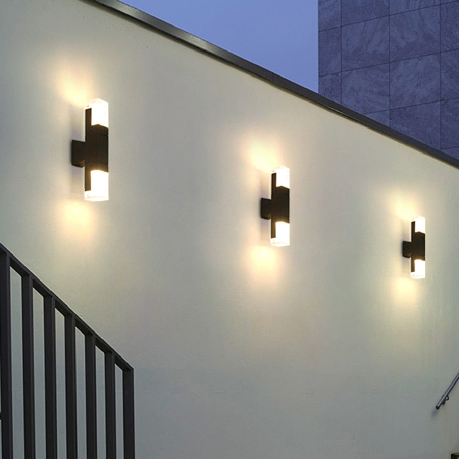SensaGuard Wall Lamp