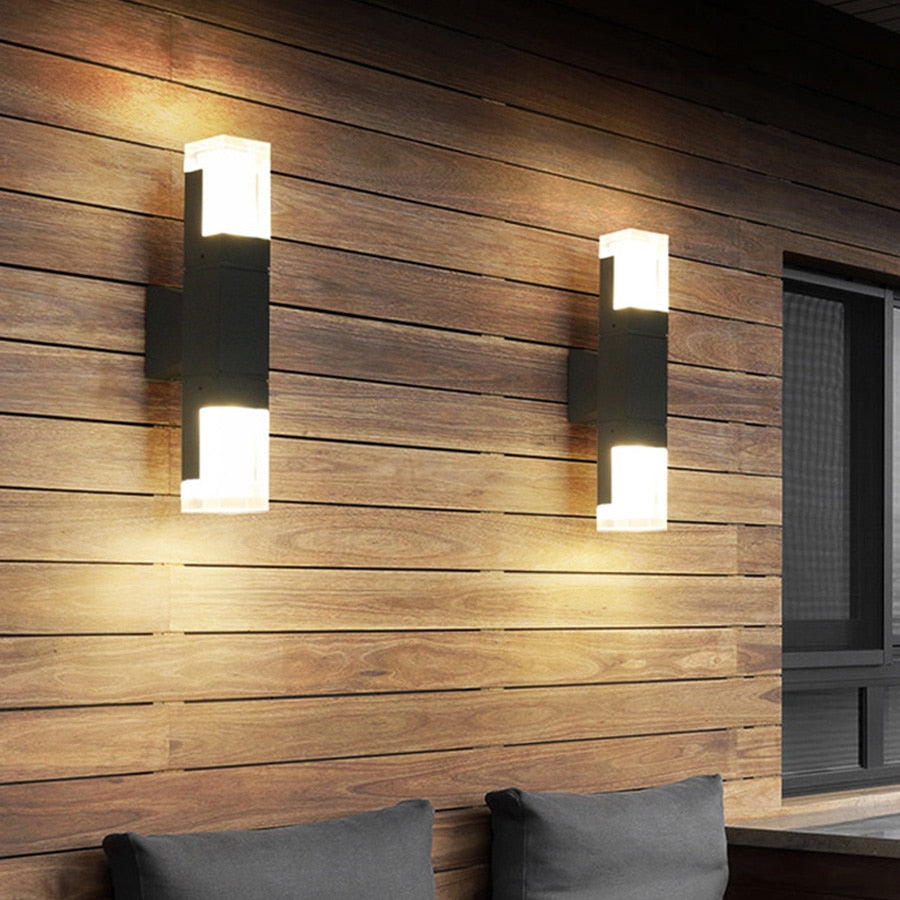 SensaGuard Wall Lamp