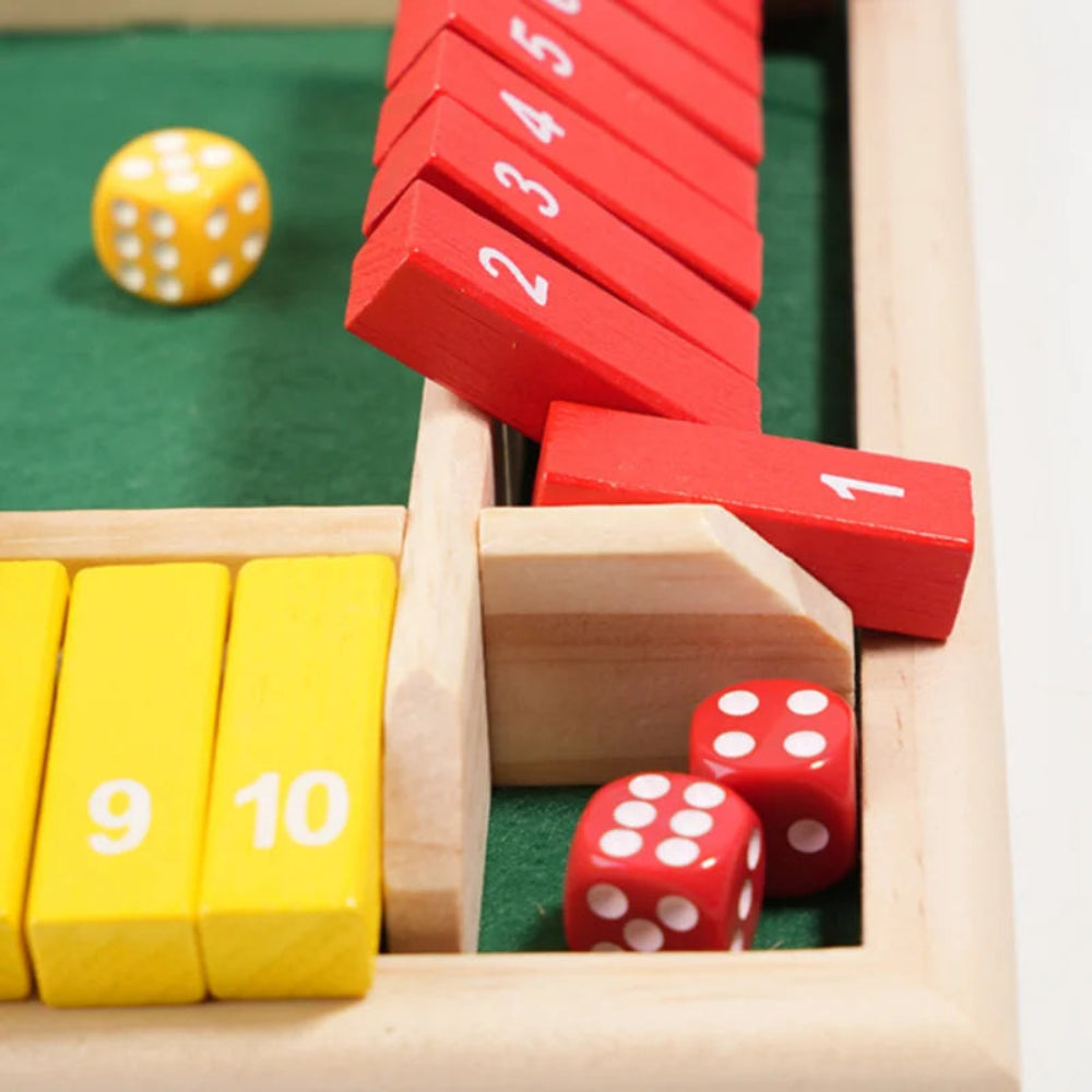 Bordspel Sluit De Doos Houten Familiespel Dobbelstenen