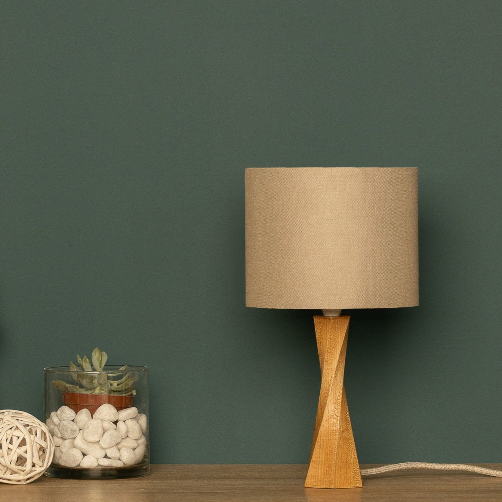 LumiWood - Lámpara de Mesa Moderna de Madera con Pantalla de Tela | Diseño Escandinavo