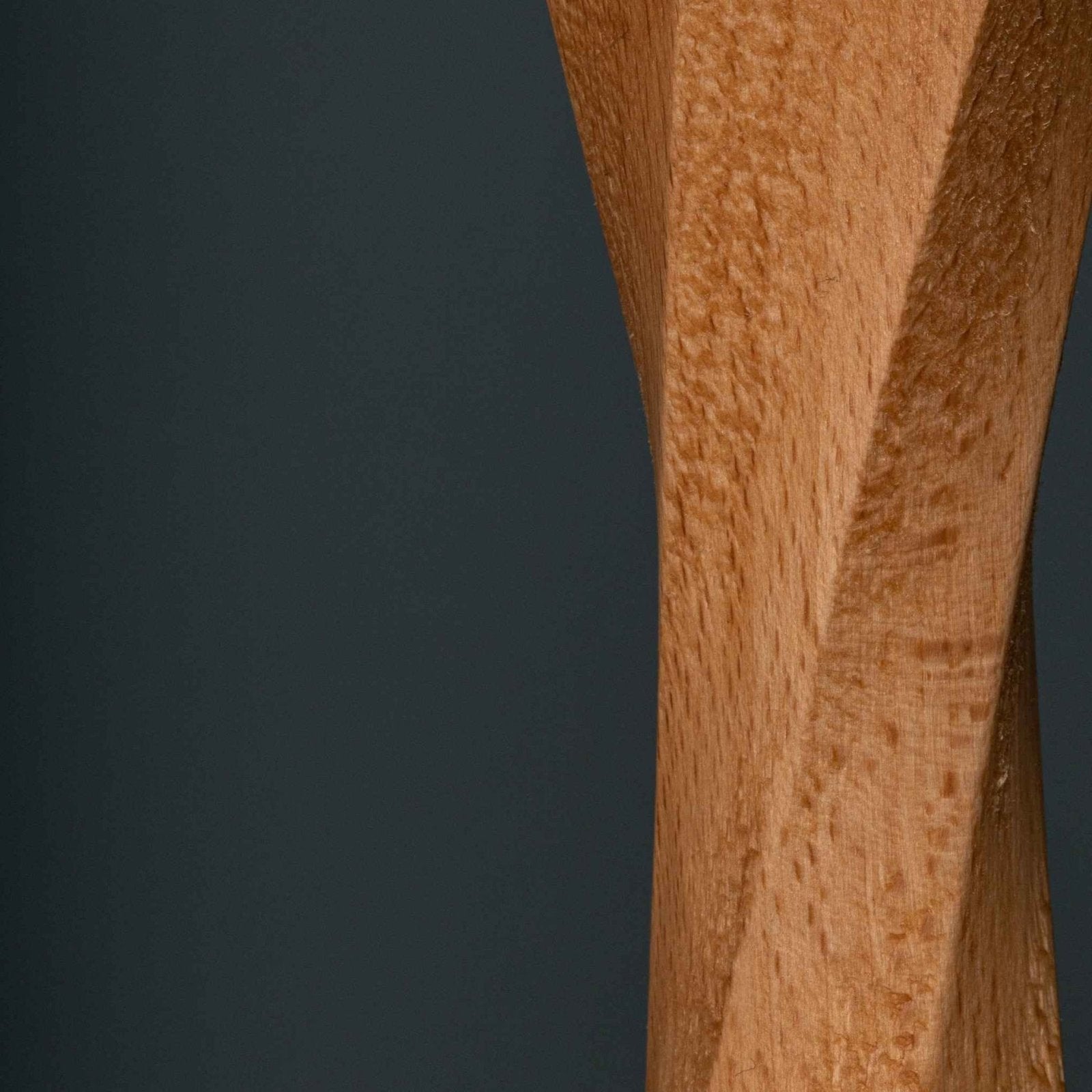 LumiWood - Lámpara de Mesa Moderna de Madera con Pantalla de Tela | Diseño Escandinavo