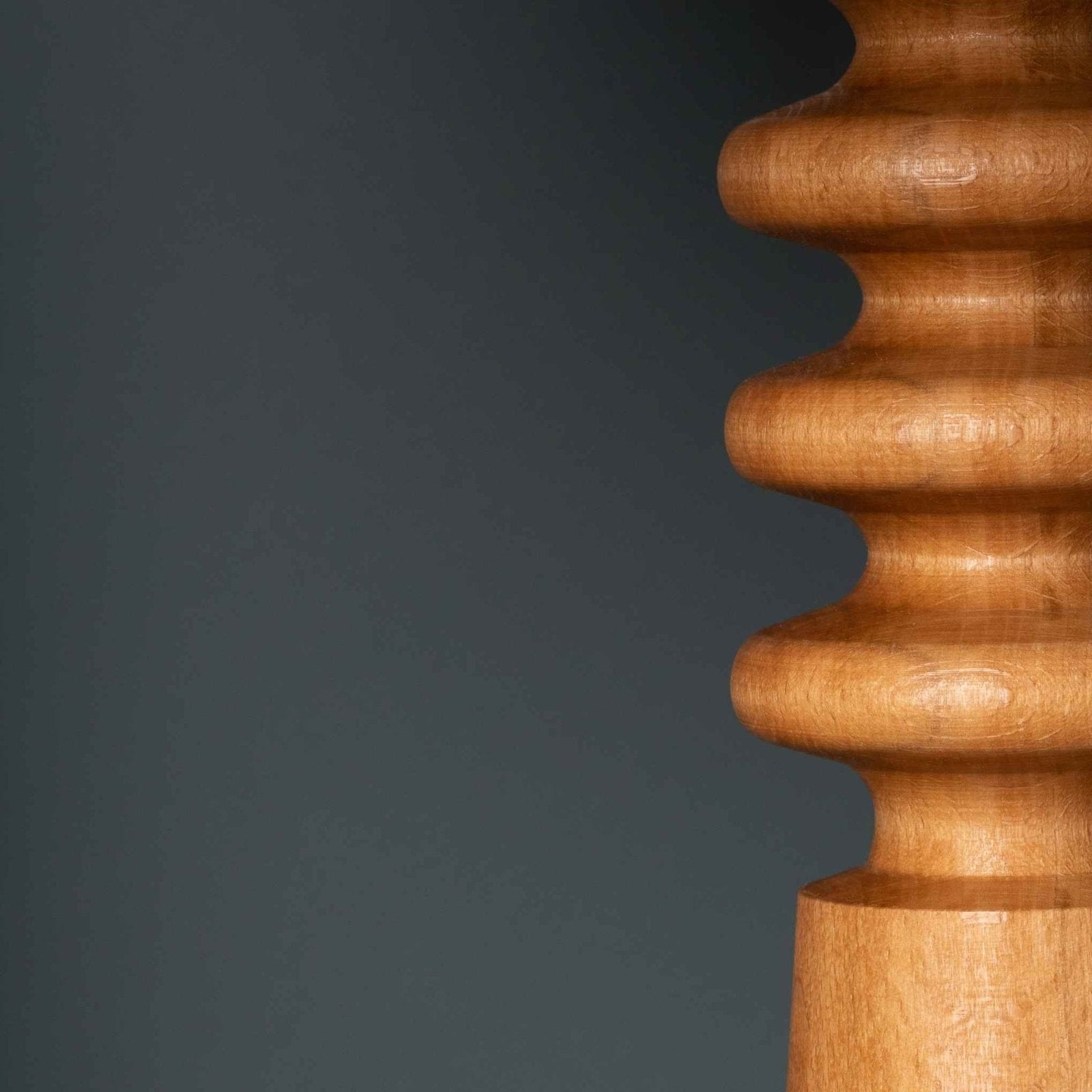 NordicGlow - Scandinavische Houten Tafellamp – Minimalistische Nachtlamp met Stoffen Kap