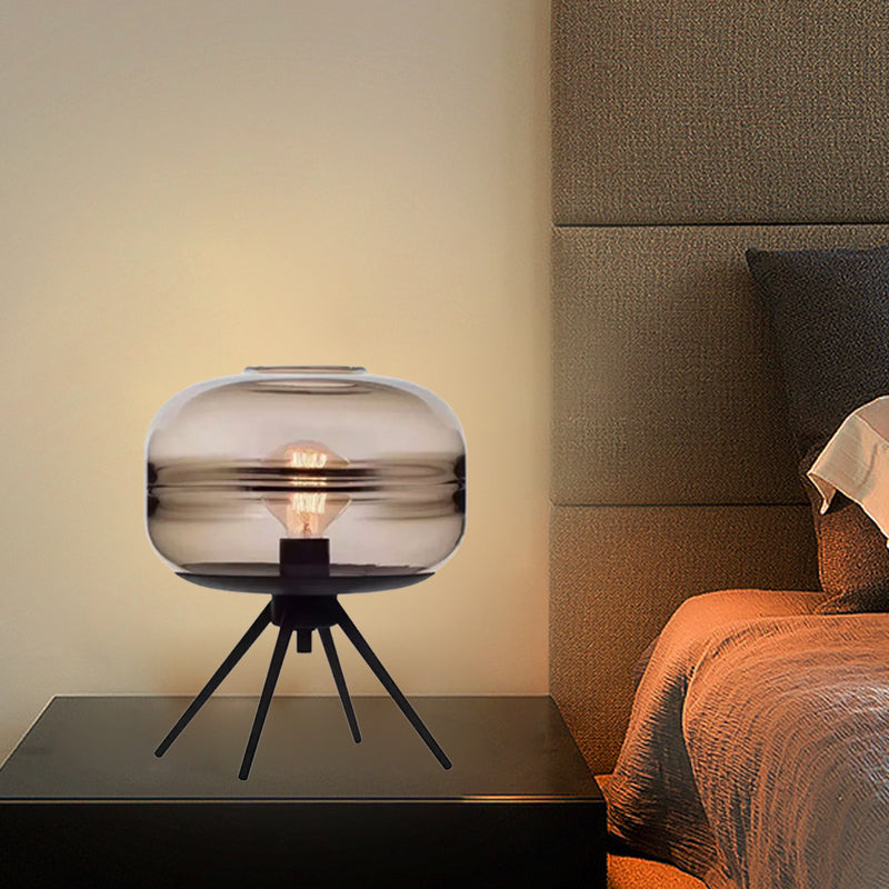 GlassLuxe – Lámpara de mesa moderna de cuatro patas con diseño elegante