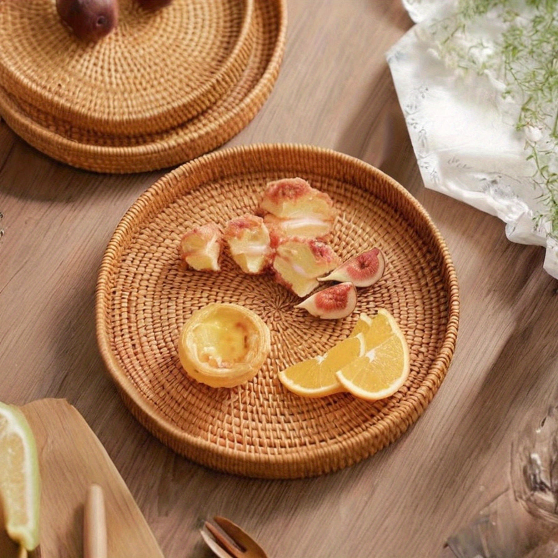 RattanServe - Vassoio Rotondo Intrecciato in Rattan | Per Colazione, Dessert e Frutta