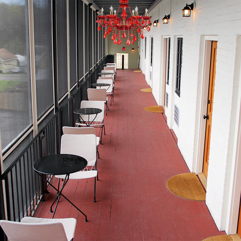 Lampadario moderno rosso con cristalli