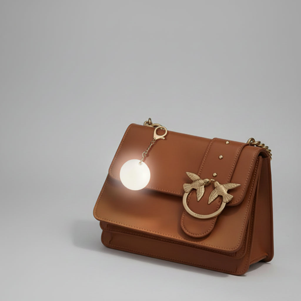 Lanterna de Mão LED Portátil Recarregável com Sensor Tátil