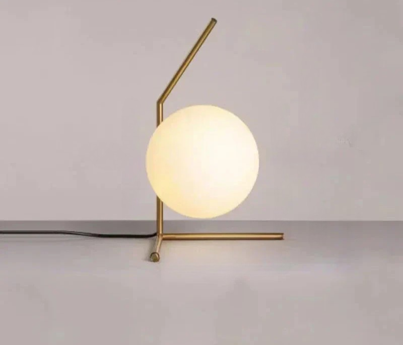 GlassLume - Lámpara de mesa de vidrio moderna y minimalista | Iluminación elegante