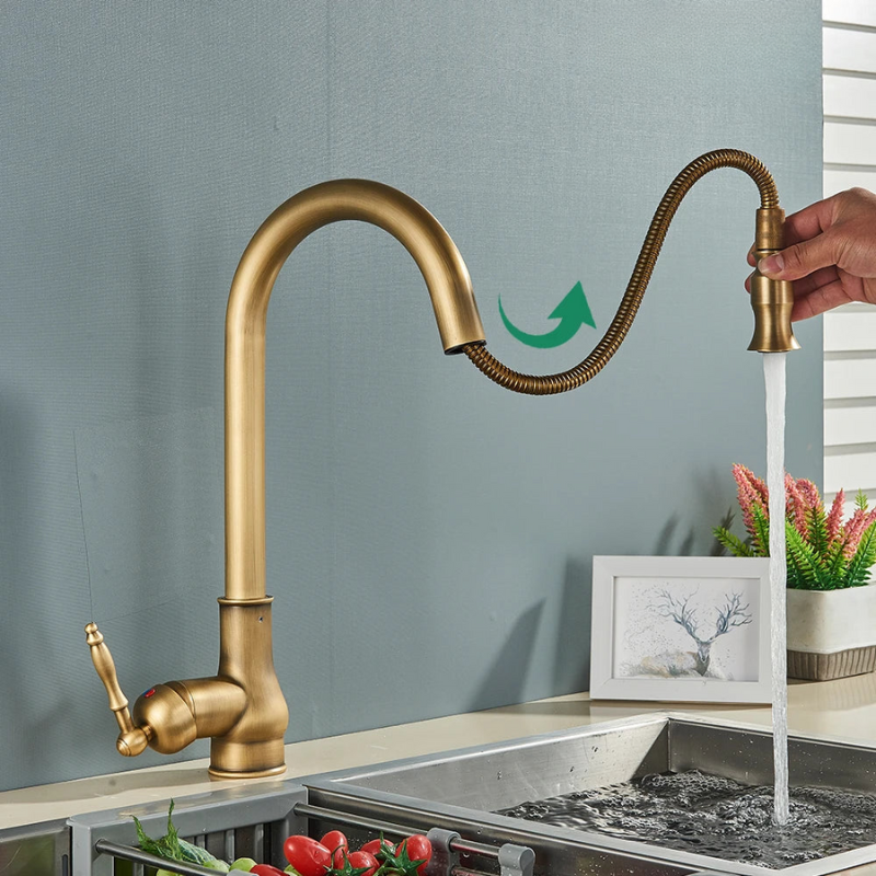 RetroFlow – Antieke Messing Keukenkraan