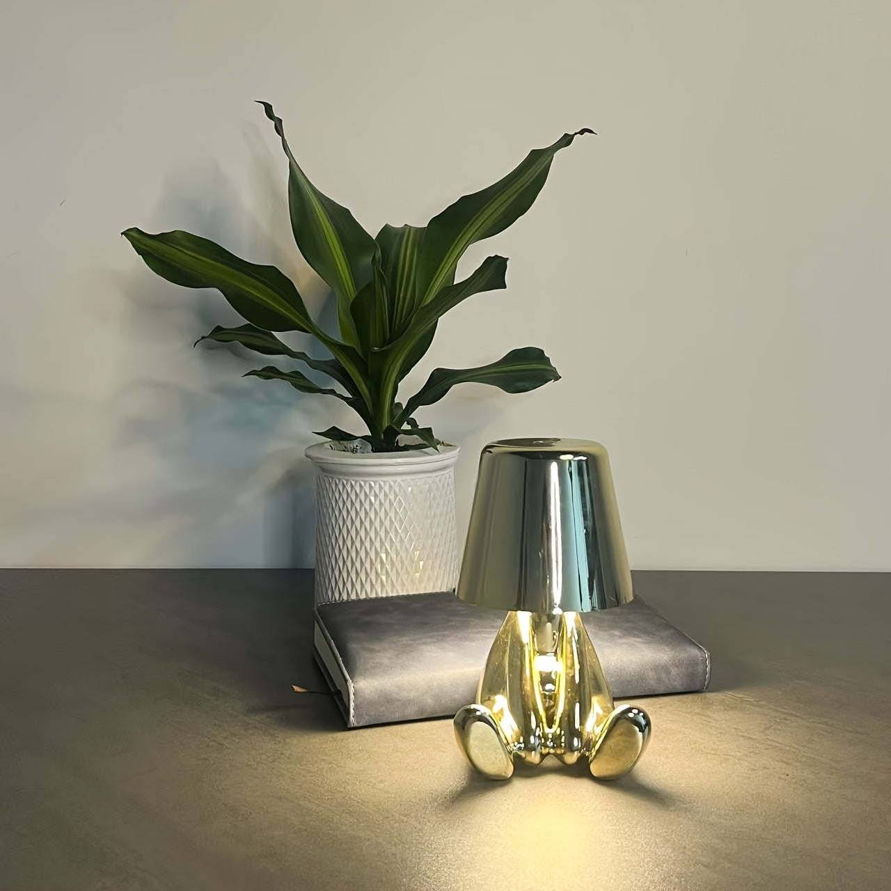 LuminAura - LED Tafellamp met Oplaadbare Batterij en Dimbare Kleurtemperaturen