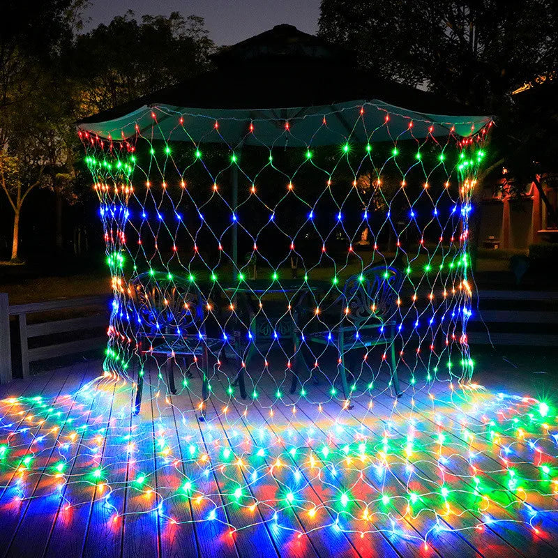 SolarGlow - LED Net Light Strings on Solar Energy – Energy-Efficient Outdoor Lighting for Gardens & Terraces