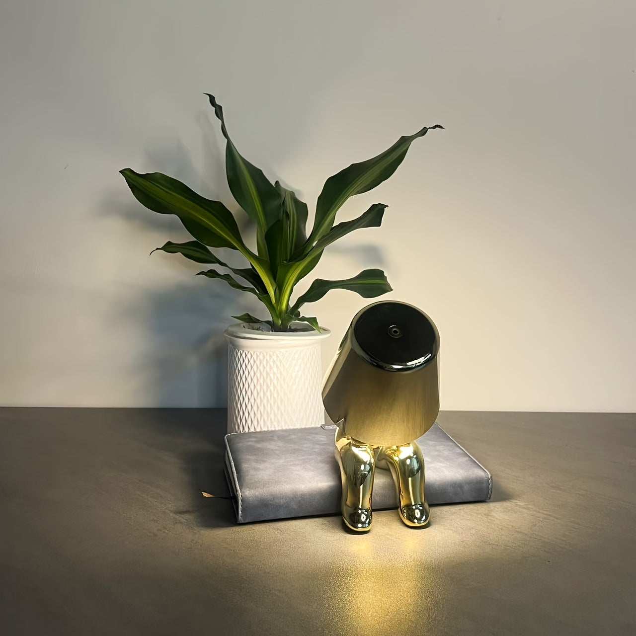 LuminAura - LED Tafellamp met Oplaadbare Batterij en Dimbare Kleurtemperaturen