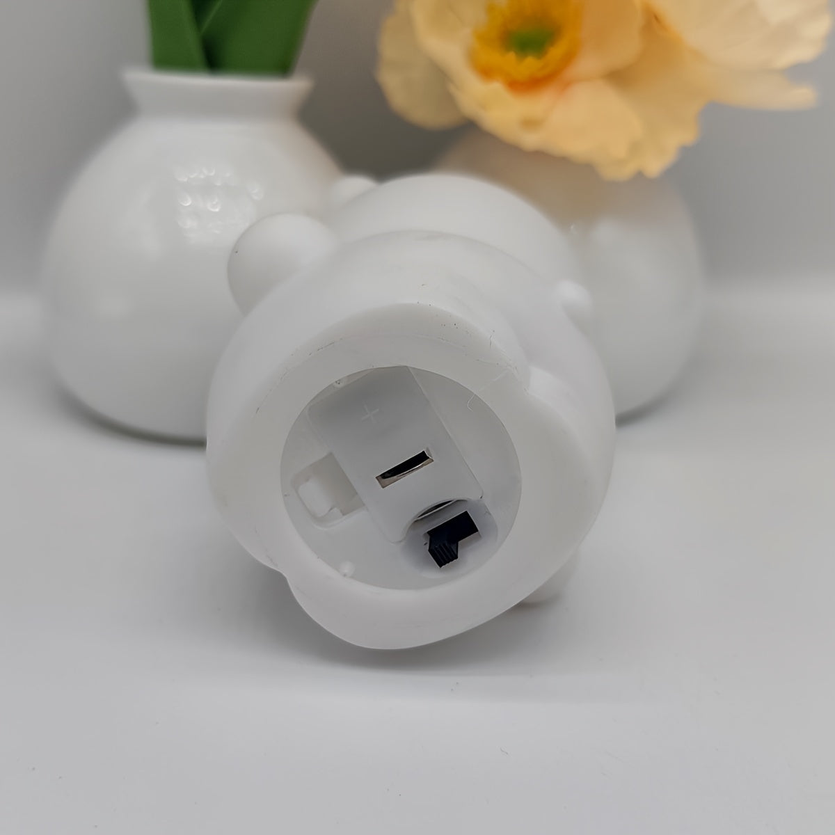 RusticBear - Vrijstaand Beren Nachtlampje met LED Spotlamp